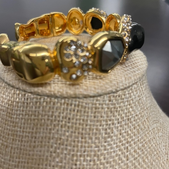 NWOT Alexis Bittar Cuff Bracelet With Multicolored Stones and Rhinestones - Picture 5 of 5